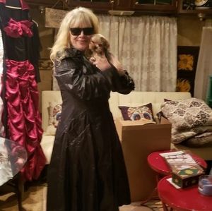 Meet your Posher, Cathy